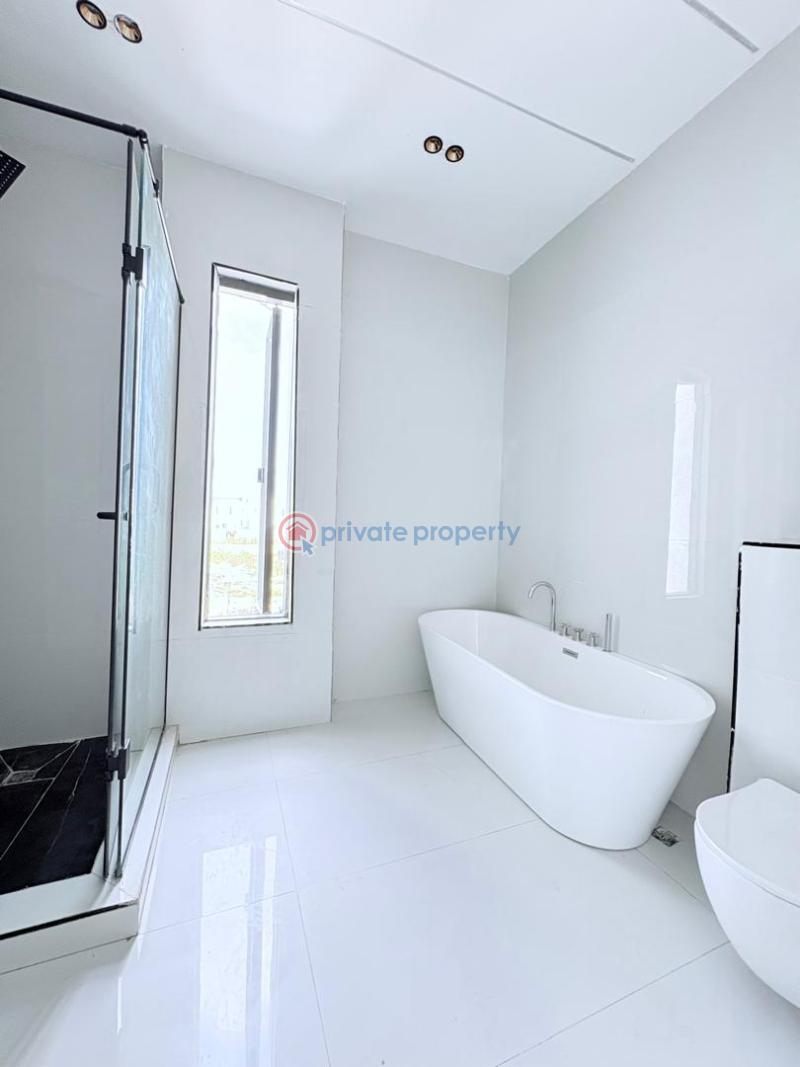 4 bedroom Semi detached Duplex For Sale Ajah Lagos - 11