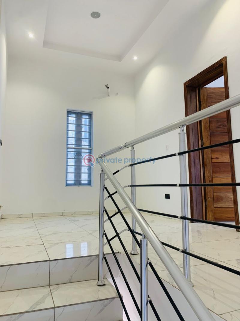 4 bedroom semi detached duplex in a serene and secured estate - 9 4 bedroom House For Sale Agungi Lekki Lagos - 9