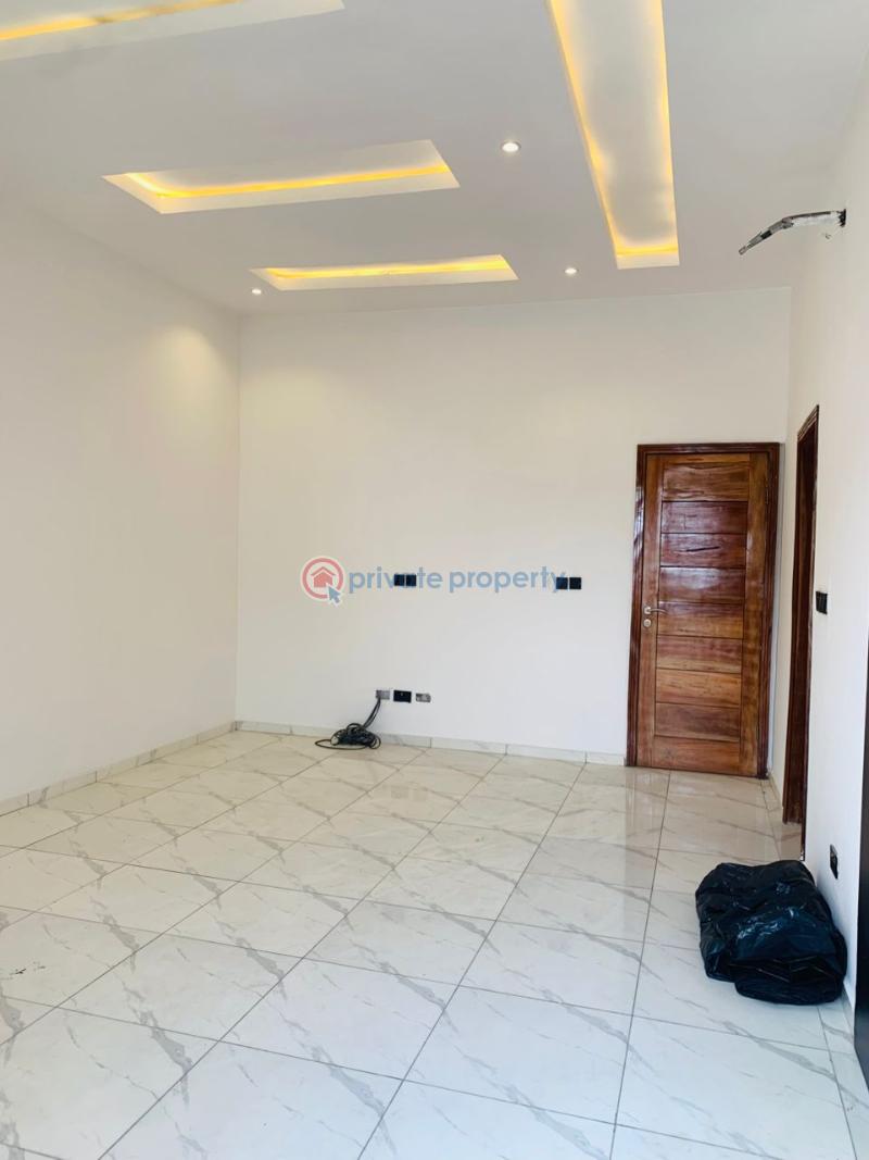 4 bedroom semi detached duplex in a serene and secured estate - 22 4 bedroom House For Sale Agungi Lekki Lagos - 22