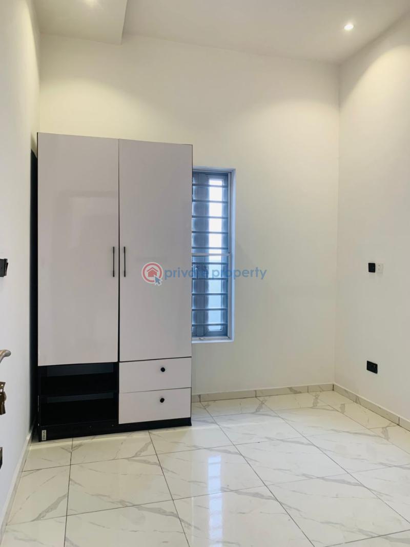 4 bedroom semi detached duplex in a serene and secured estate - 17 4 bedroom House For Sale Agungi Lekki Lagos - 17