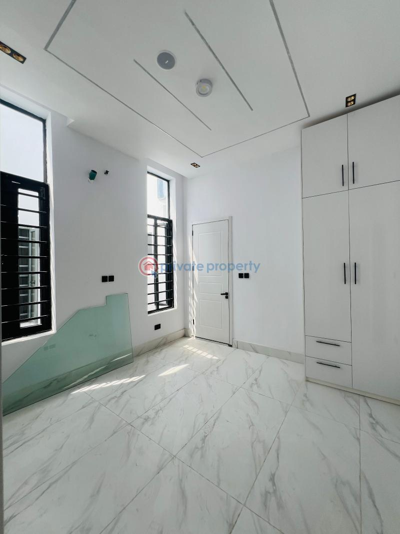 4 bedroom Semi detached Duplex For Sale Captains Court Estate Ajah Ajah Lagos - 14