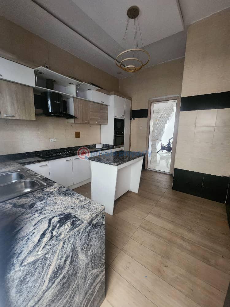 4 bedroom Semi detached Duplex For Rent Chevron Drive Lekki Lagos - 9