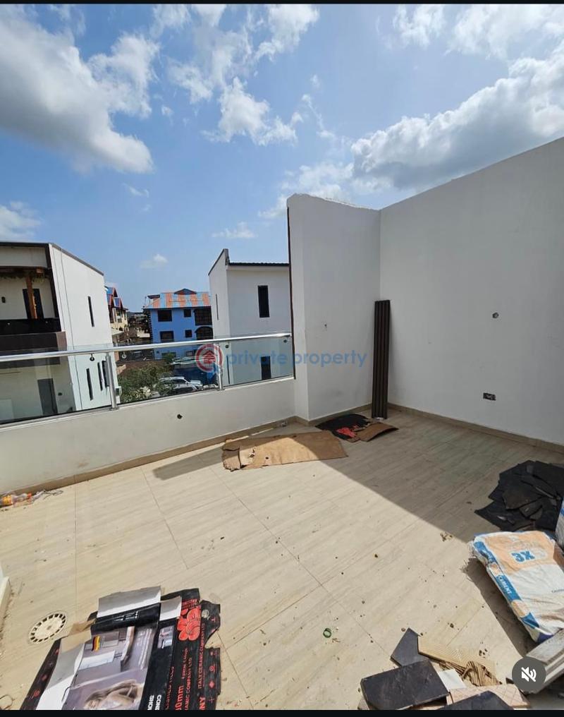 4 bedroom Semi detached Duplex For Sale Gbagada Lagos - 6