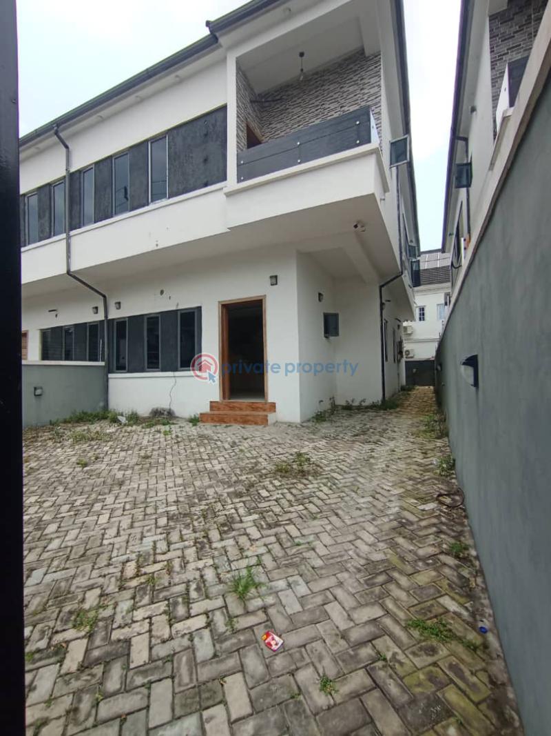 4 bedroom Semi detached Duplex For Rent Idado Ologolo Lekki Lagos - 0