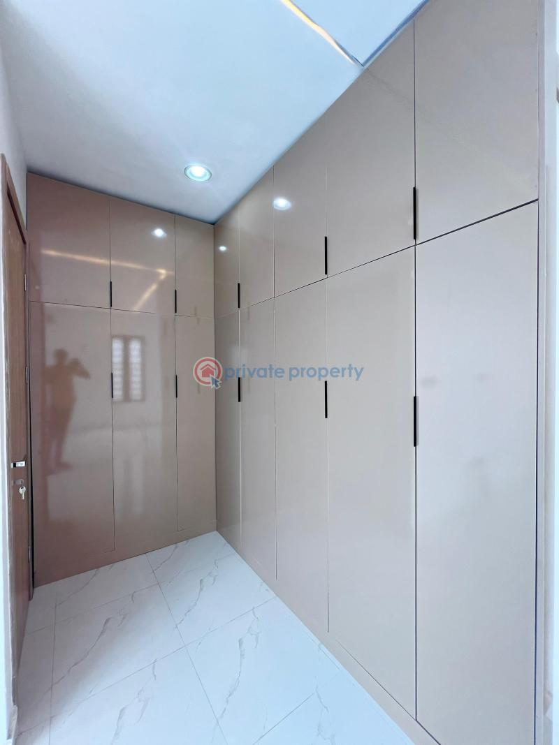 4 bedroom semi detached duplex in ikota lekki - 9 4 bedroom Semi detached Duplex For Sale Ikota Lekki Lagos - 9