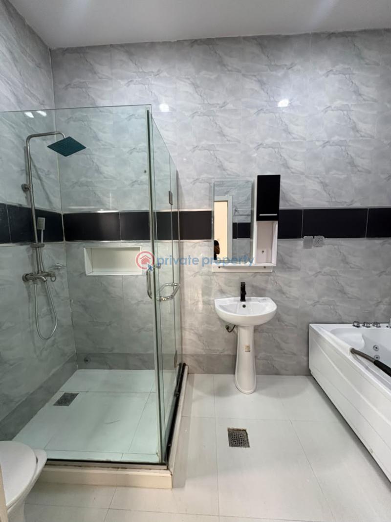 4 bedroom Semi detached Duplex For Sale Chevron Drive Lekki Lagos - 4