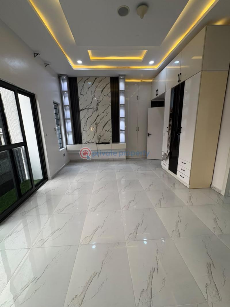 4 bedroom Semi detached Duplex For Sale Chevron Drive Lekki Lagos - 5