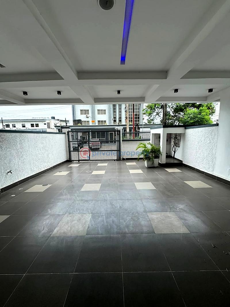 4 bedroom Semi detached Duplex For Sale Lekki Phase 1 Lagos - 14