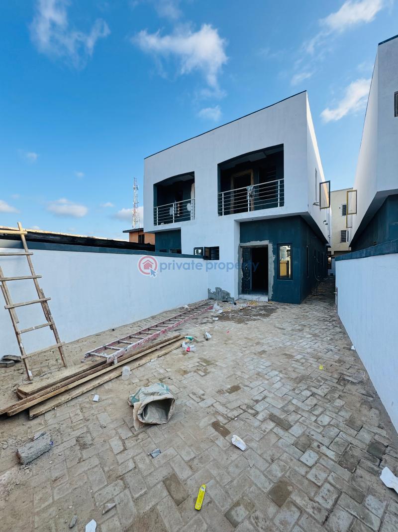 4 bedroom Semi detached Duplex For Sale Maryland Estate Mende Maryland Lagos - 9