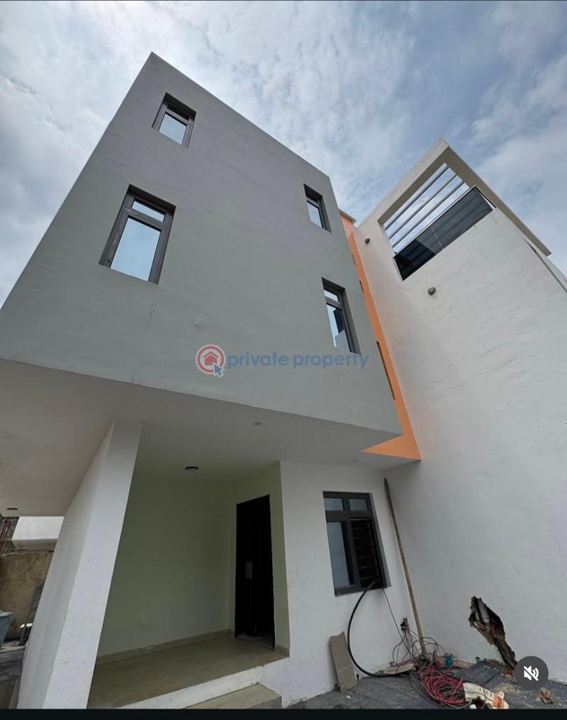 4 bedroom Semi detached Duplex For Sale Maryland Ikeja Lagos Mende Maryland Lagos - 2