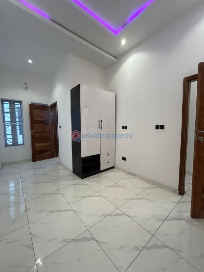 4 bedroom Semi detached Duplex For Sale Osapa Lekki Lagos - 3