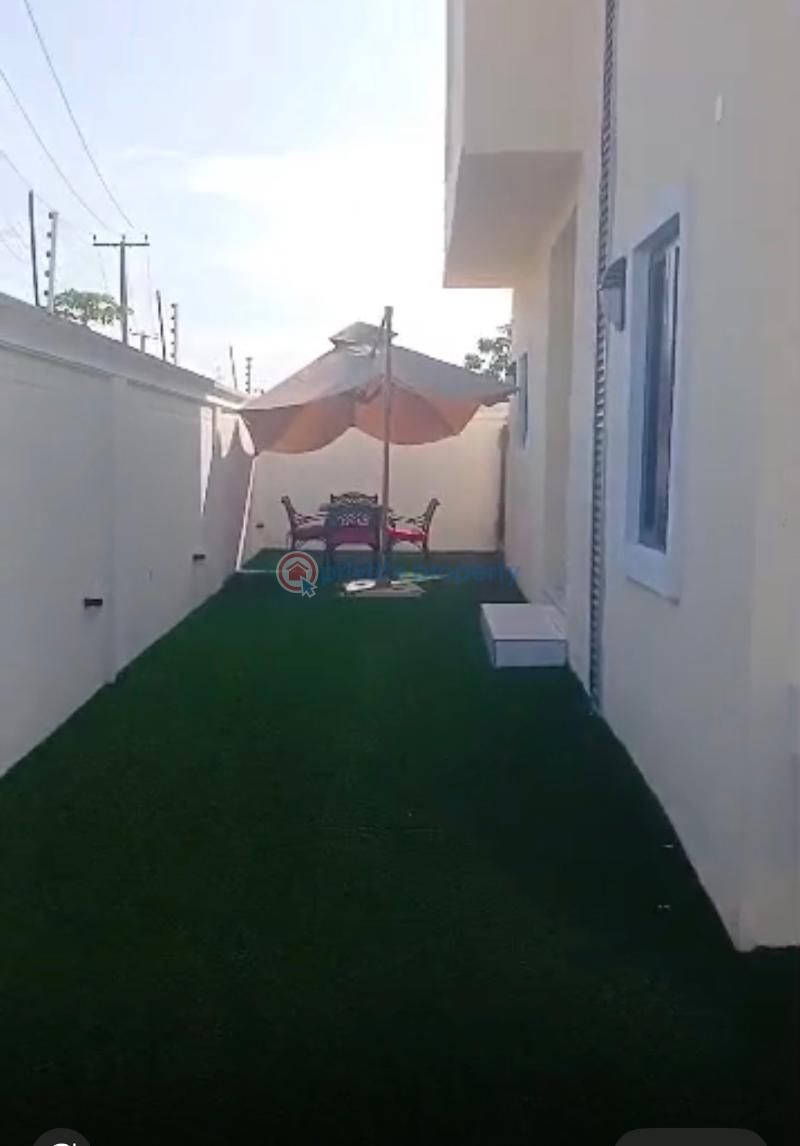 5 bedroom Semi detached Duplex For Sale Avu Port Harcourt Road Owerri Owerri Imo - 1