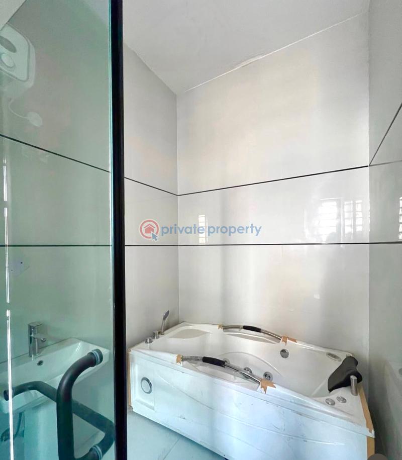 4 bedroom Semi detached Duplex For Sale Ikota Lekki Lagos - 3