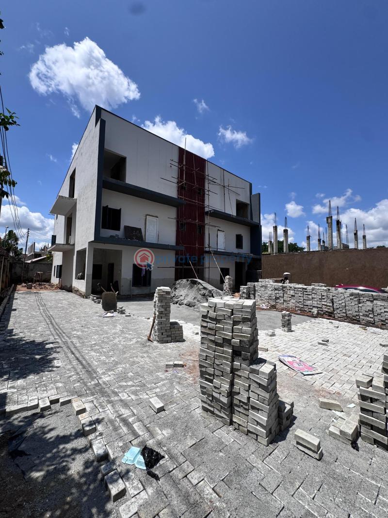 4 bedroom Semi detached Duplex For Sale Wuse II Abuja Phase 1  - 1