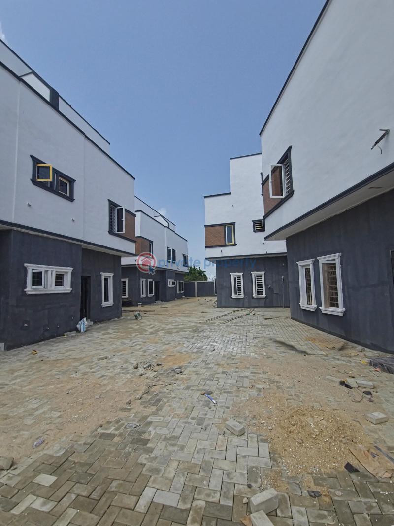 4 bedroom Semi detached Duplex For Sale Anthony Village Maryland Lagos