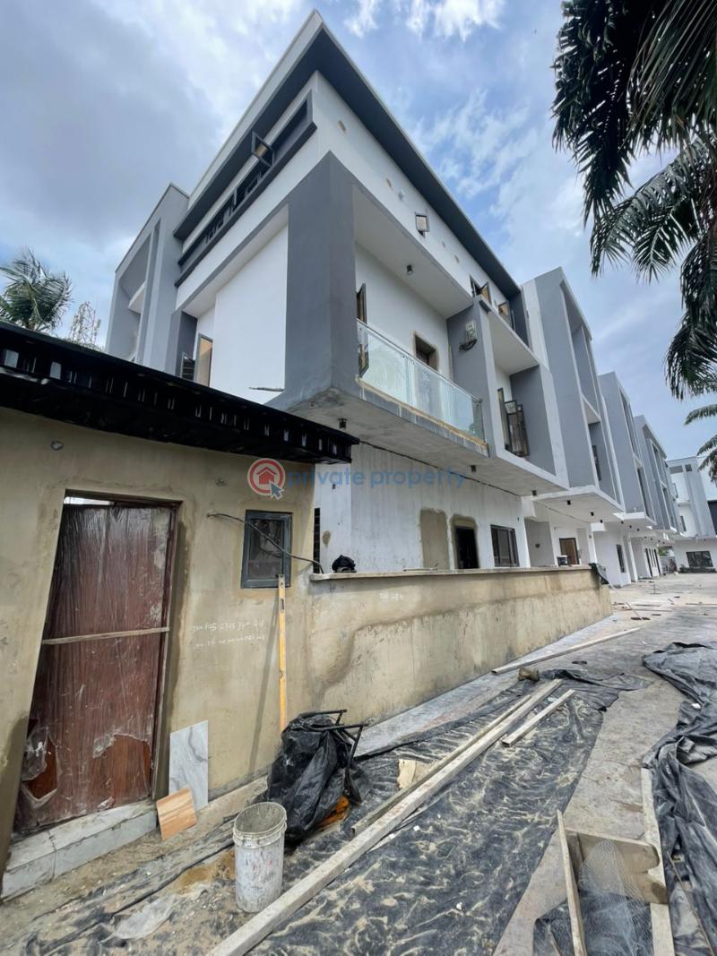 4 bedroom Semi detached Duplex For Sale Surulere Lagos - 2