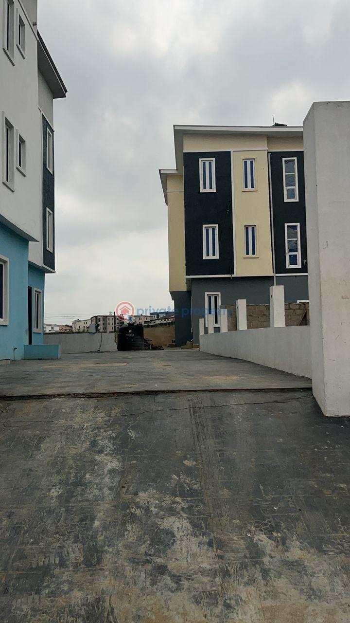 4 bedroom Semi detached Duplex For Rent Mende Maryland Lagos - 6