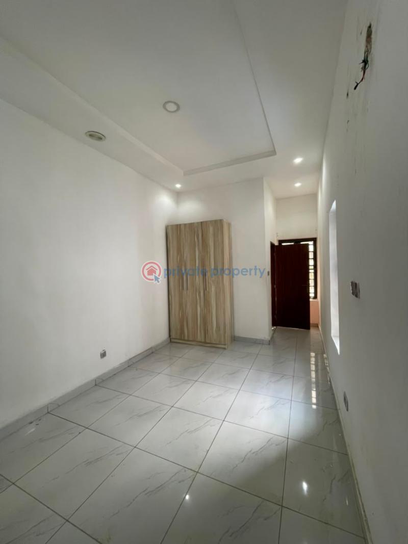 4 bedroom Detached Duplex For Sale Chevron Drive Lekki Lagos - 8