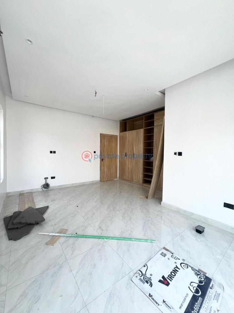 4 bedroom Semi detached Duplex For Sale Chevron Drive Lekki Lagos - 4