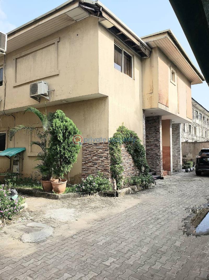 4 bedroom Semi detached Duplex For Sale Victoria Island Lagos - 1