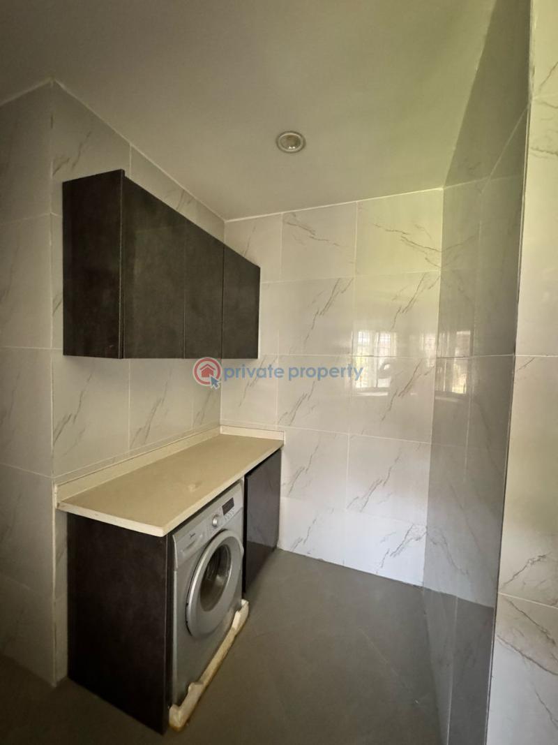 4 bedroom House For Sale Life Camp Abuja Phase 3  - 9