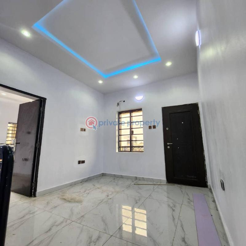 4 bedroom Semi detached Duplex For Rent Carlton Gate Estate Ibadan Oyo - 3