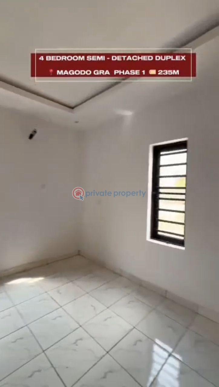 4 bedroom Detached Duplex For Sale Magodo Gra Phase 1 Kosofe/Ikosi Lagos - 4