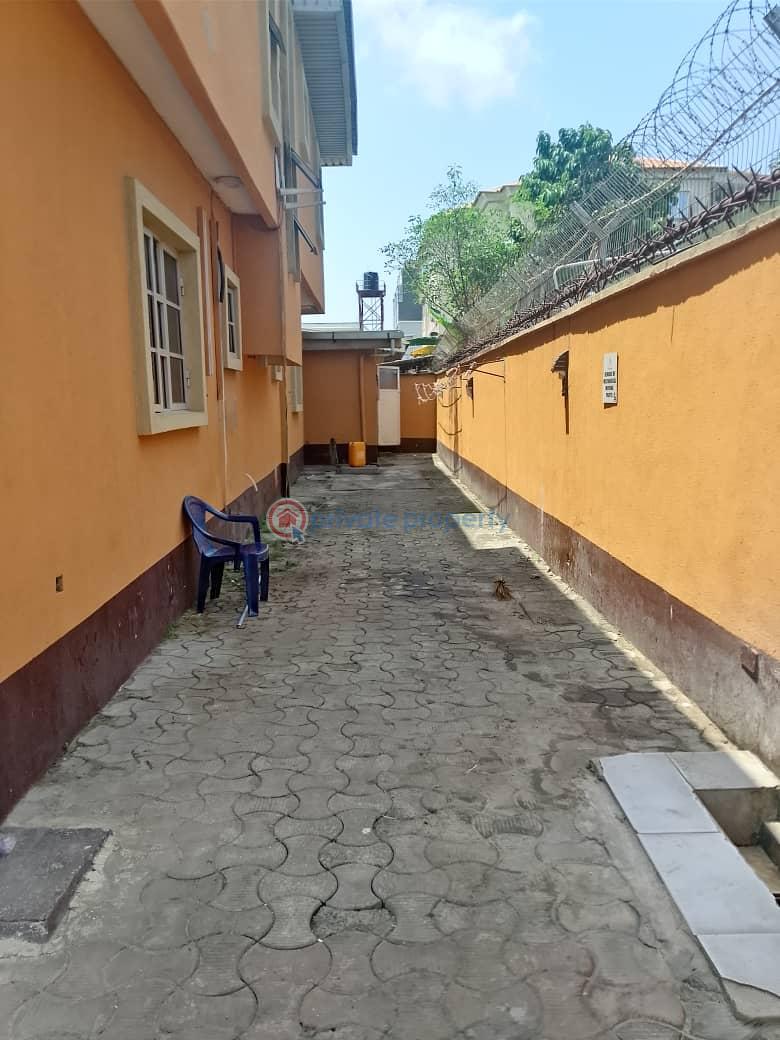 4 bedroom Office For Rent Oniru Estate Oniru Victoria Island Lagos - 12