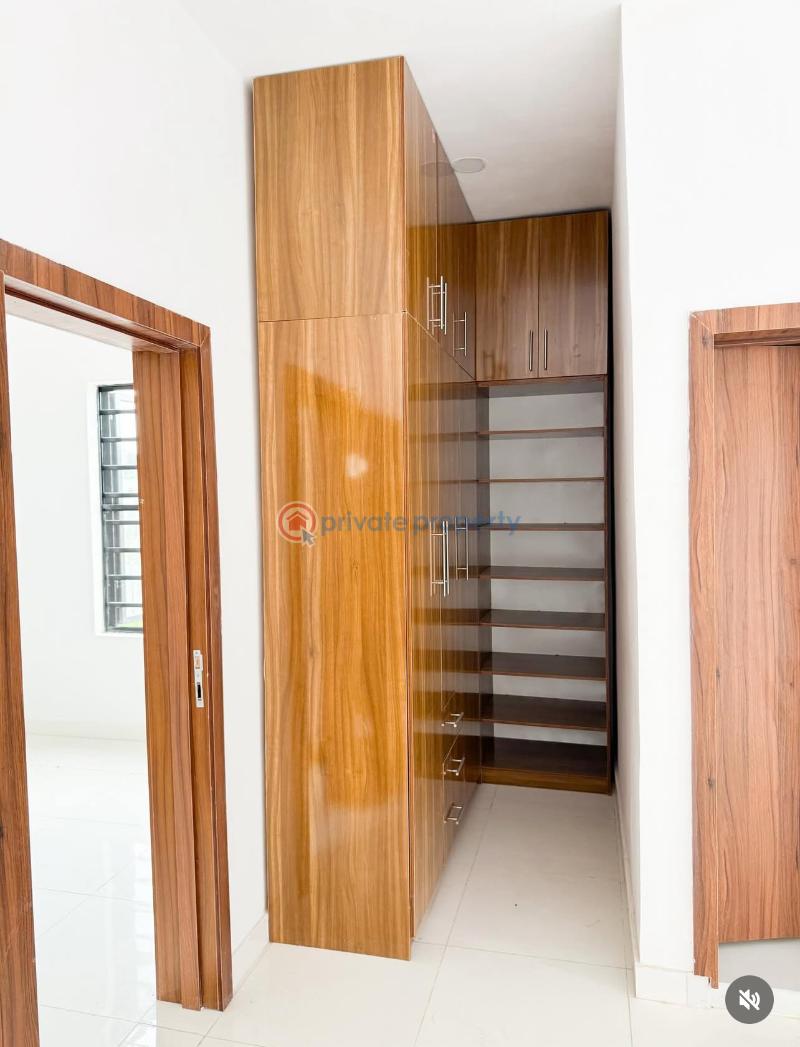 4 bedroom Semi detached Duplex For Sale Ajah Lagos - 3