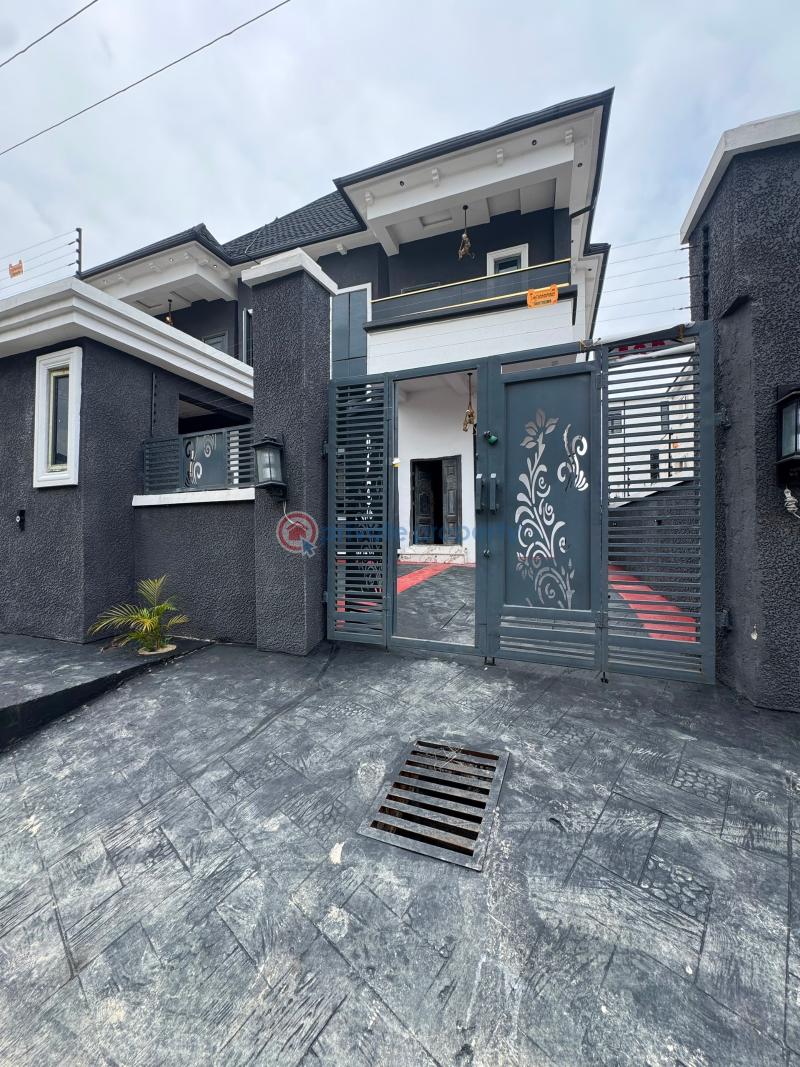 4 bedroom Semi detached Duplex For Sale Osapa London Lekki Lagos - 1