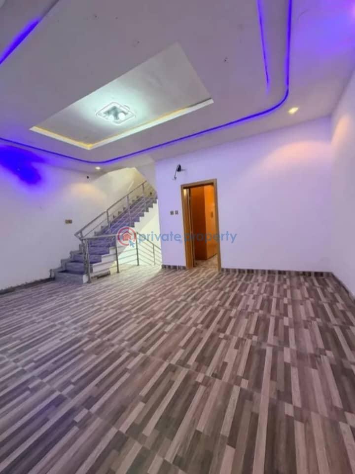 4 bedroom Semi detached Duplex For Sale Oko Oba Agege Lagos - 4
