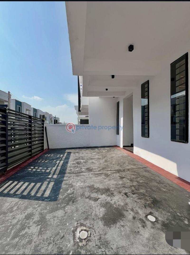 4 bedroom Semi detached Duplex For Sale Abraham Adesanya Ajah Lagos - 11
