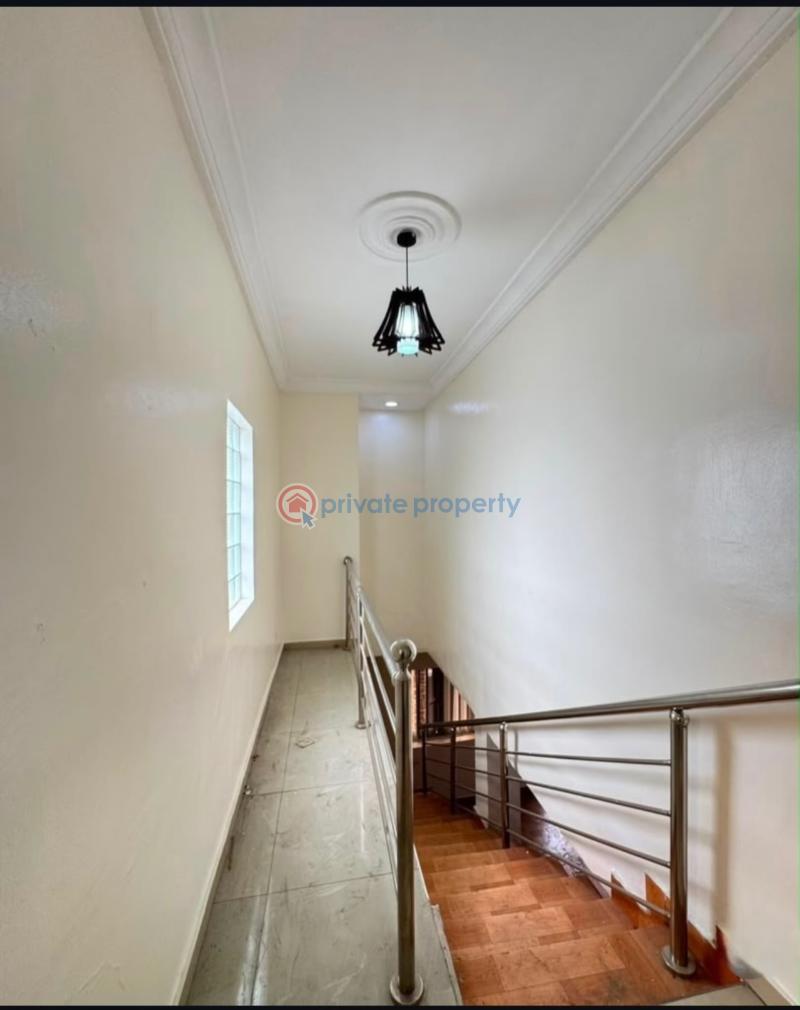 4 bedroom Semi detached Duplex For Sale Ogunlana Surulere Lagos - 7
