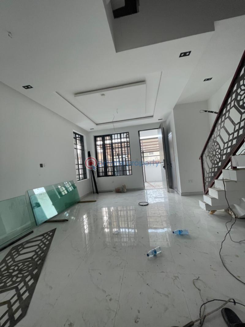 4 bedroom Semi detached Duplex For Sale Adeniyi Jones Ikeja Lagos - 11