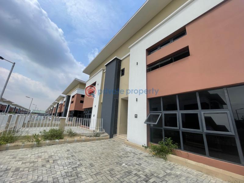 5 bedroom Semi detached Duplex For Sale Ogudu Gra Lagos Ogudu GRA Ojota Lagos - 2