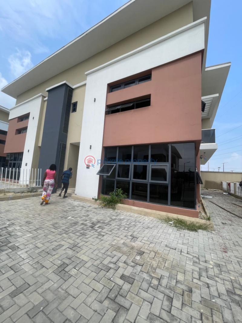 5 bedroom Semi detached Duplex For Sale Ogudu Gra Lagos Ogudu GRA Ojota Lagos - 1