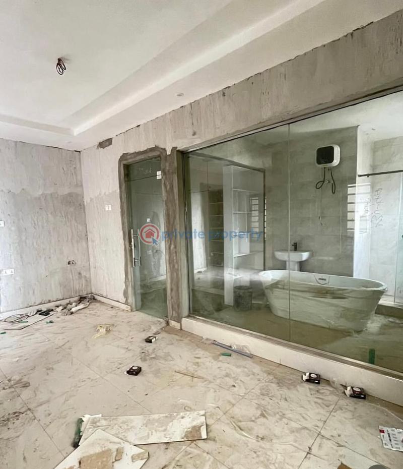 4 bedroom Semi detached Duplex For Sale Ogunlana Surulere Lagos - 8