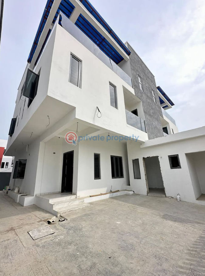 4 bedroom Semi detached Duplex For Sale Lekki Phase 1 Lagos