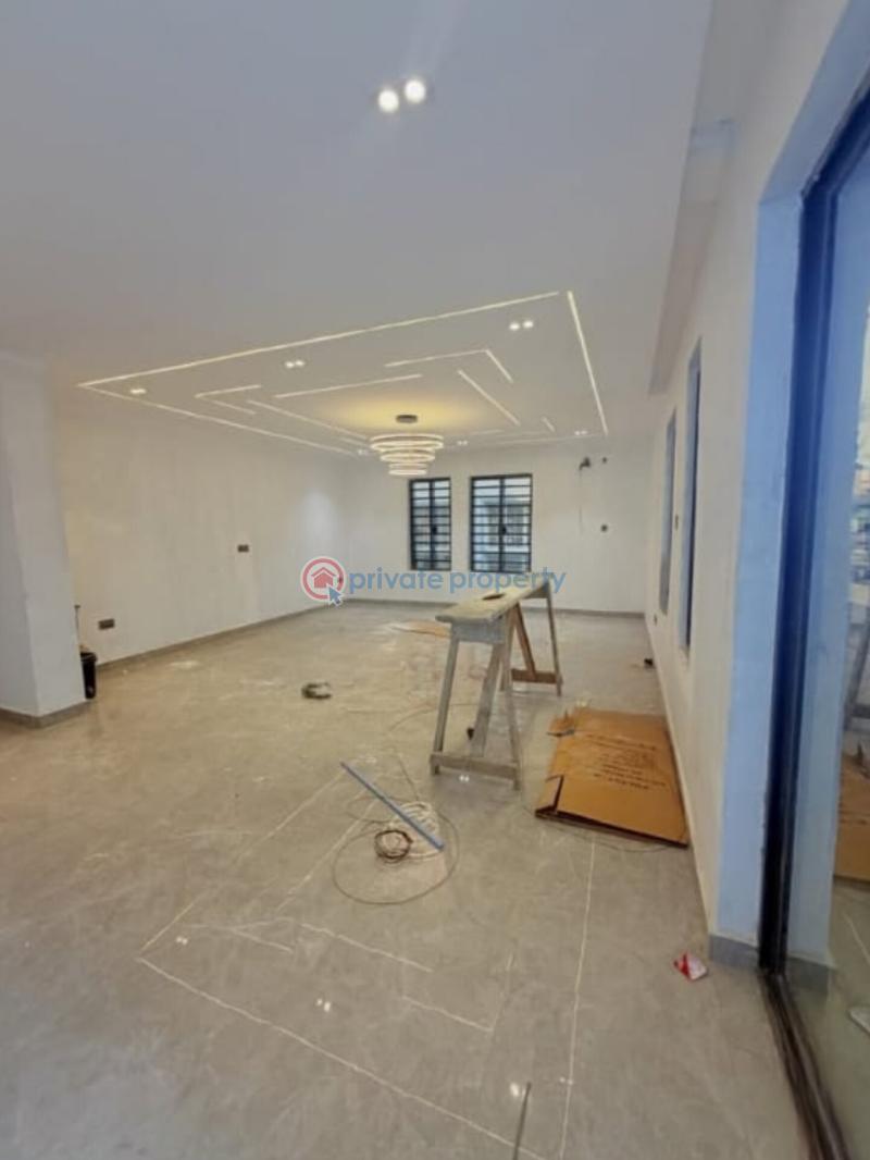 4 bedroom Semi detached Duplex For Sale Yaba Lagos - 1