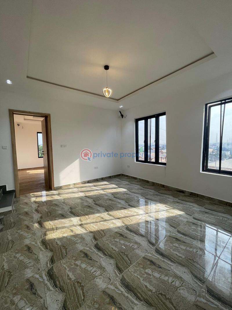 4 bedroom Semi detached Duplex For Sale Gra Phase 1 Ogudu GRA Lagos - 8