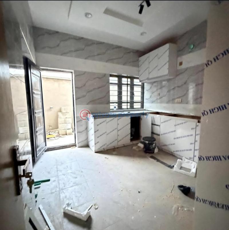 4 bedroom Semi detached Duplex For Sale Aguda Ogba Lagos - 9