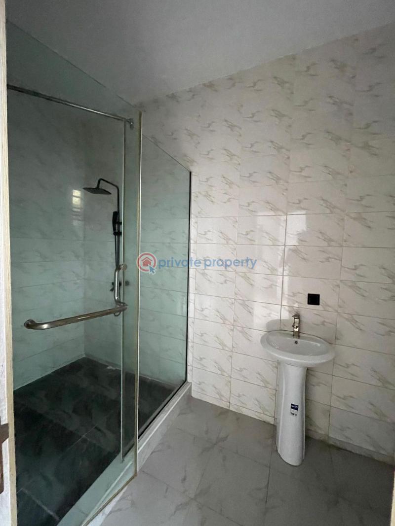 4 bedroom Semi detached Duplex For Sale Osapa Lekki Lagos - 11
