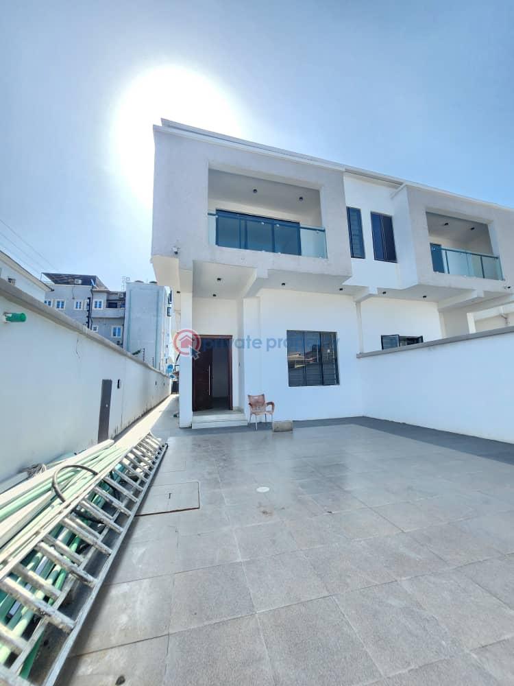 4 bedroom Semi detached Duplex For Sale Ologolo Lekki Lagos - 4