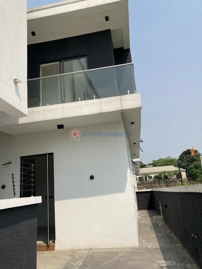 4 bedroom Semi detached Duplex For Rent Along Lekki Expressway Lagos - 0
