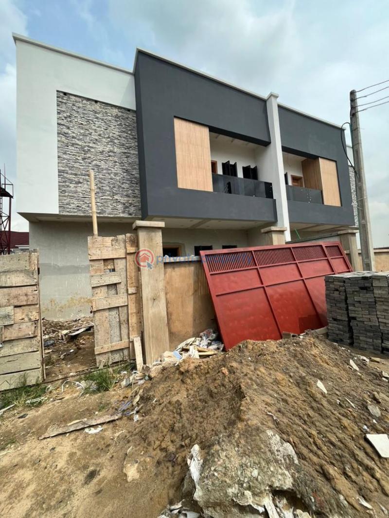4 bedroom Semi detached Duplex For Sale Ogudu GRA Ojota Lagos