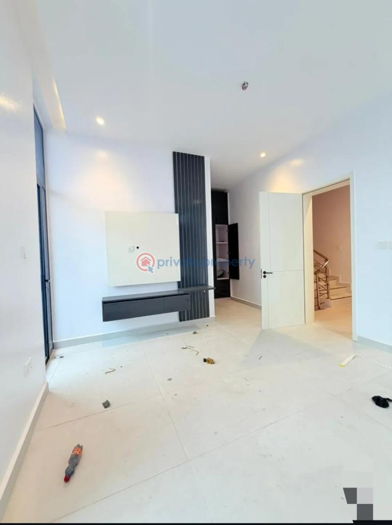 4 bedroom Semi detached Duplex For Sale Adeniyi Jones Ikeja Lagos - 5