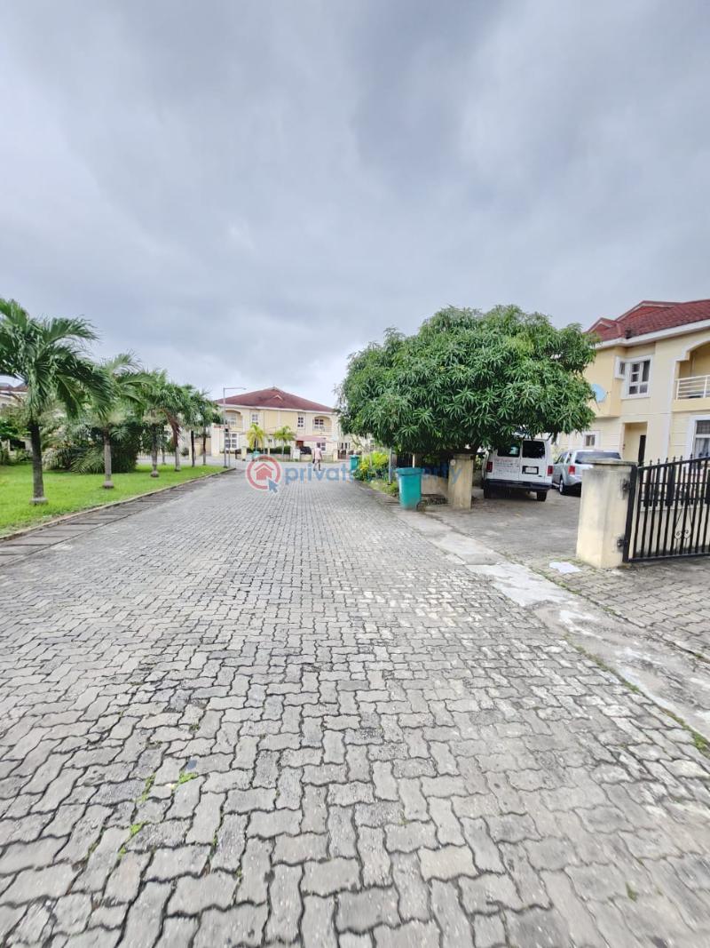 4 bedroom Semi detached Duplex For Rent Osapa Lekki Lagos - 22
