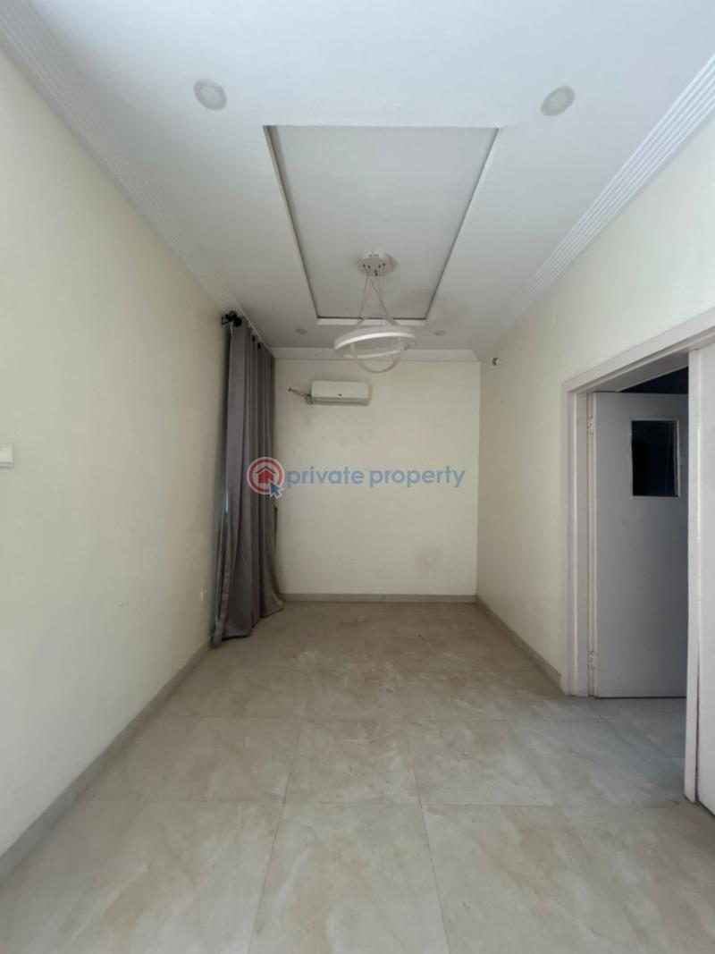 4 bedroom Semi detached Duplex For Sale Ologolo Lekki Lagos - 3