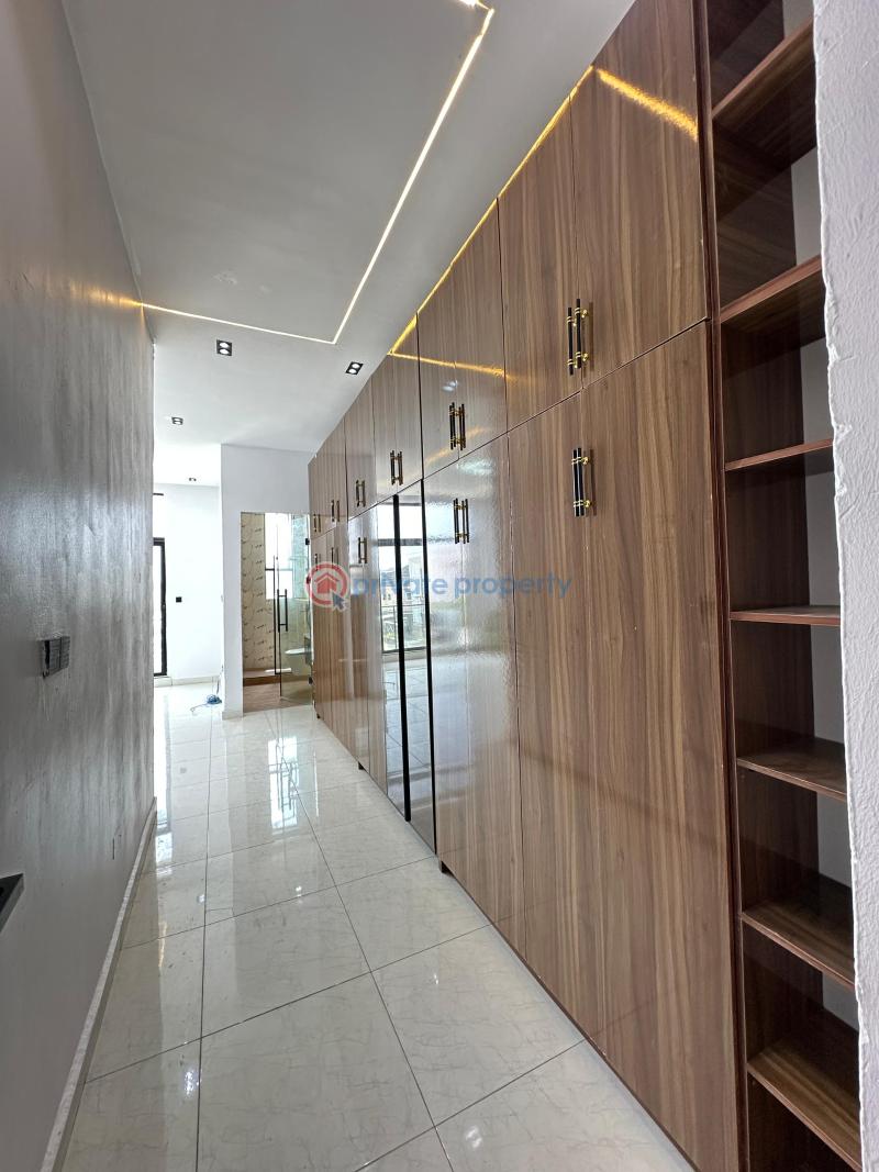 4 bedroom Semi detached Duplex For Sale Ikota Lekki Lagos - 3