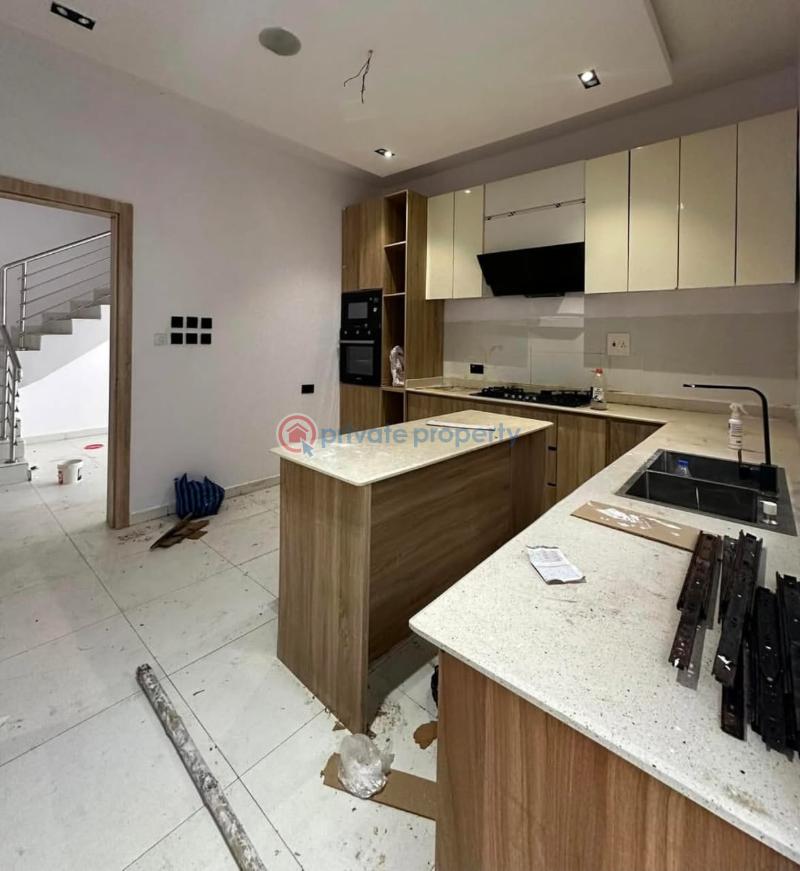 4 bedroom Semi detached Duplex For Rent Ikota Lekki Lagos - 2
